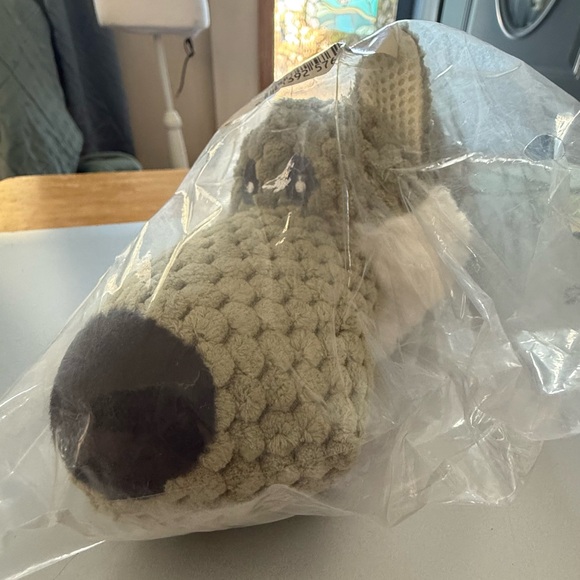 🐾 Green Plush Indestructible Chew Toy for Dogs - Picture 13 of 15